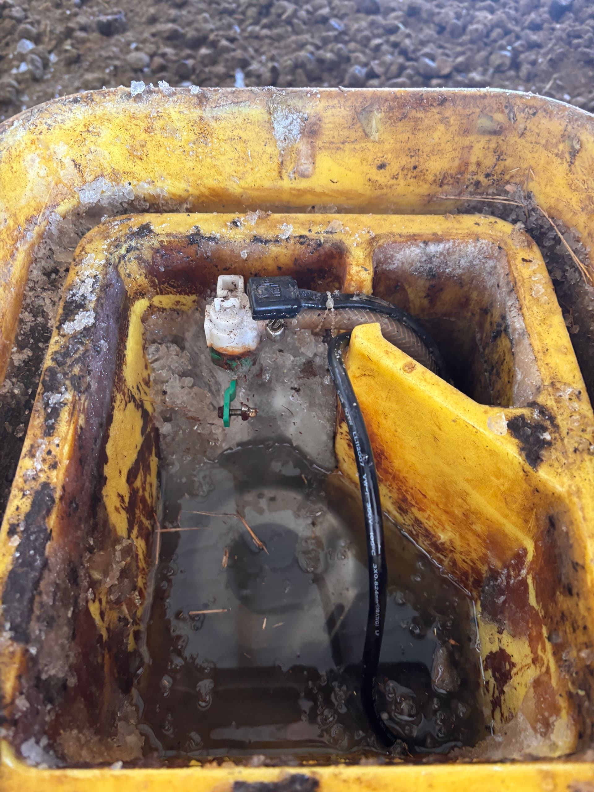 Gallery photos for Reviving a Frozen Waterer at South Fork Ranch: Image #3