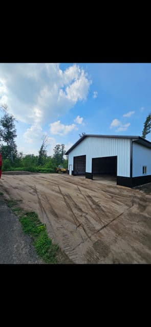 Gallery photos for Custom Grading for New Pole Barn in Palmer MN: Image #1